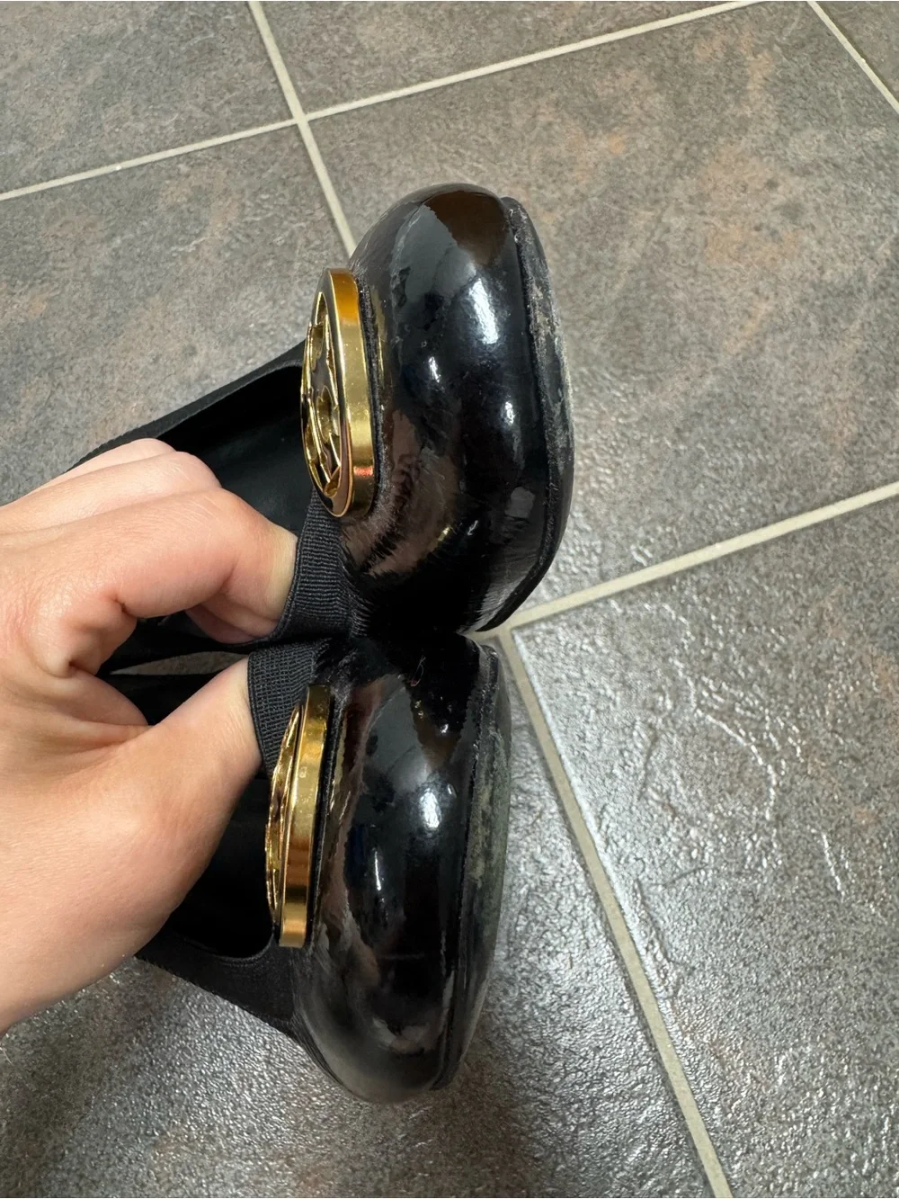 Tory Burch TB Caroline Patent Leather Round Toe Mid Heels Black 7.5